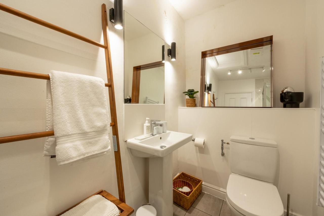 Contemporary Apartment On The Historic Rows เชสเตอร์ ภายนอก รูปภาพ